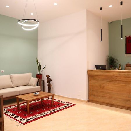 Doko Hotel Radhimë المظهر الخارجي الصورة