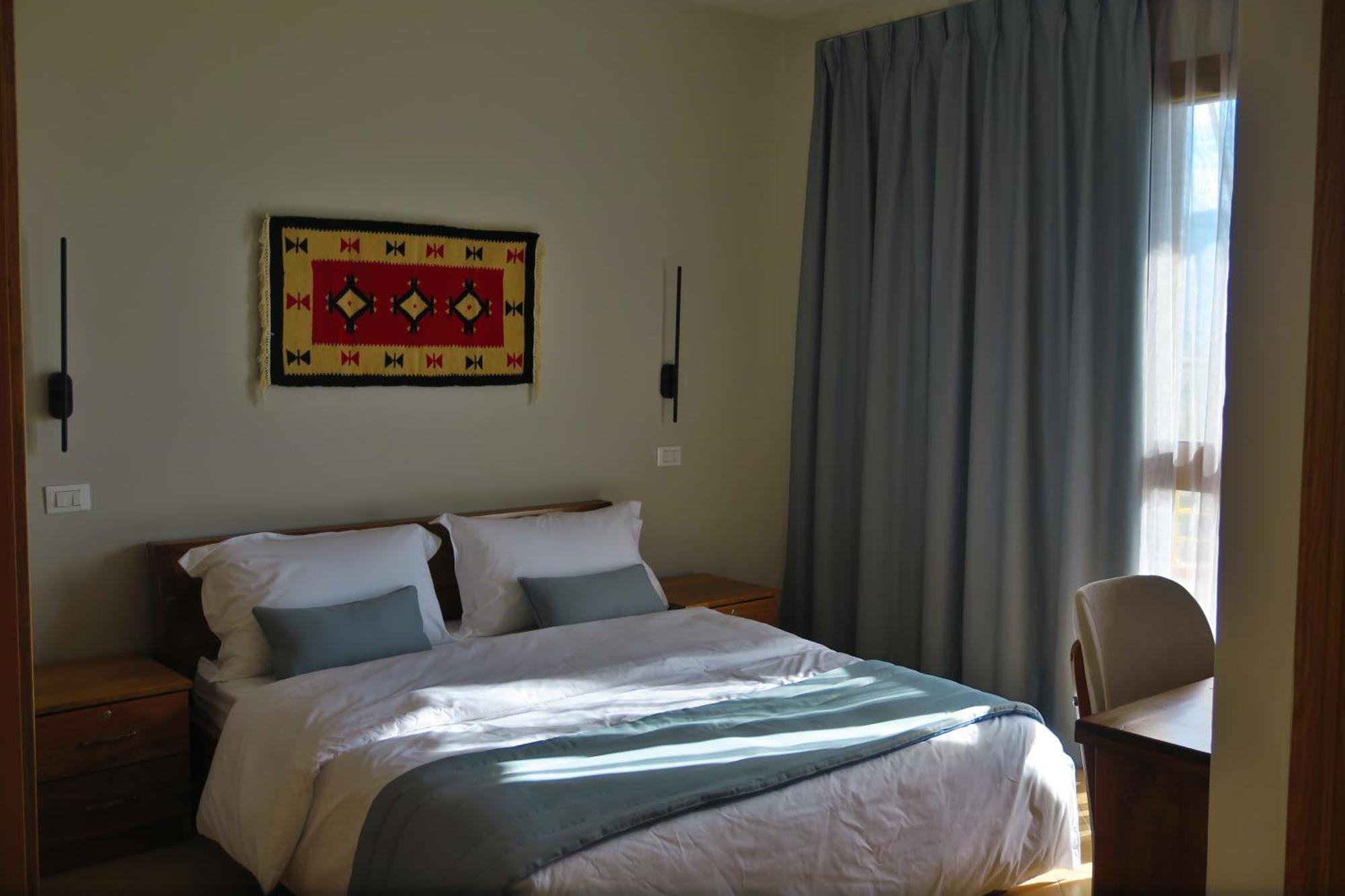 Doko Hotel Radhimë المظهر الخارجي الصورة